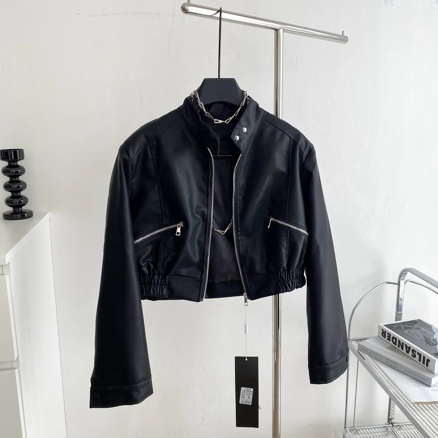 Veste courte en cuir ™